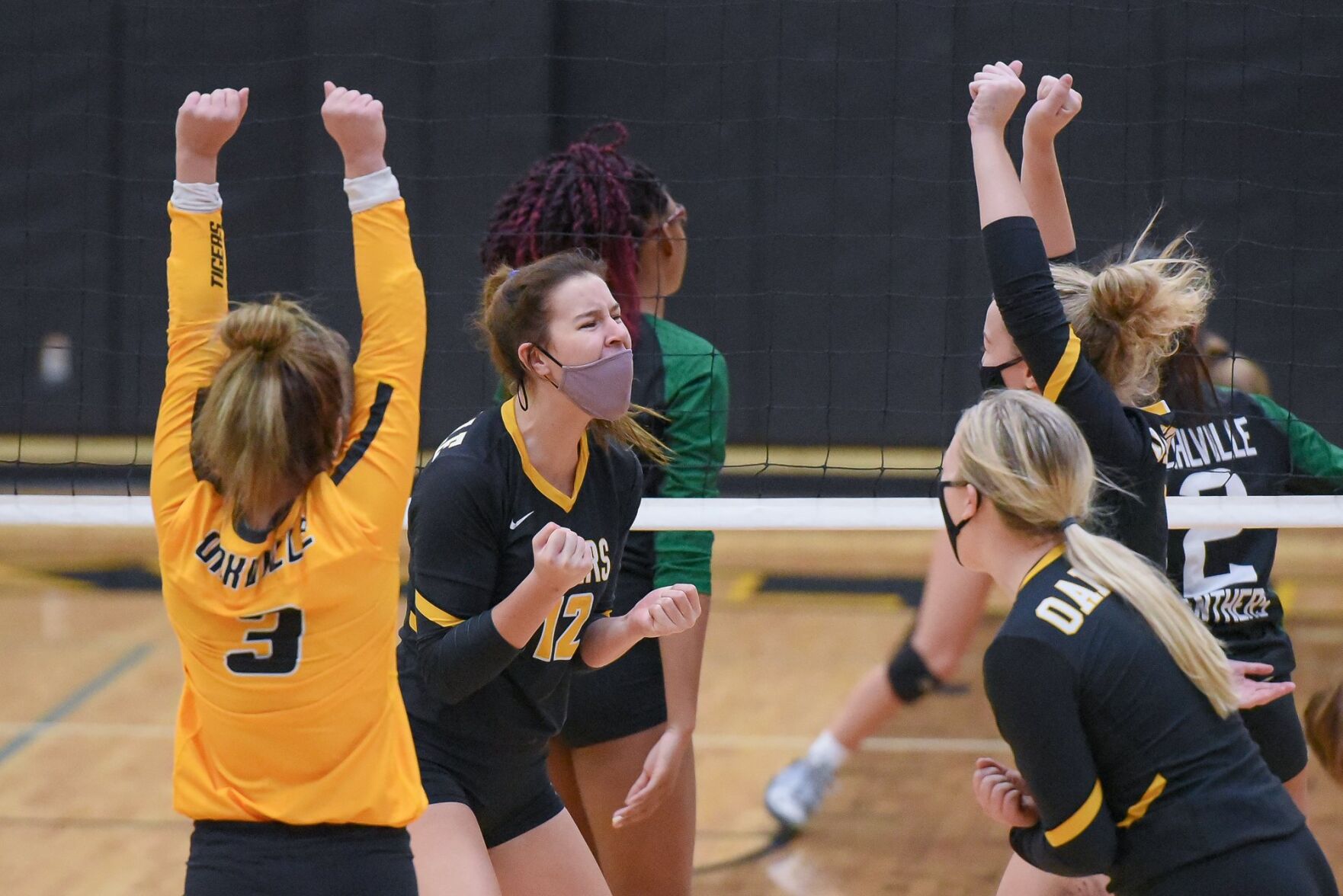 10/29/20 - Girls Volleyball - C5 D2 Oakville vs Mehlville